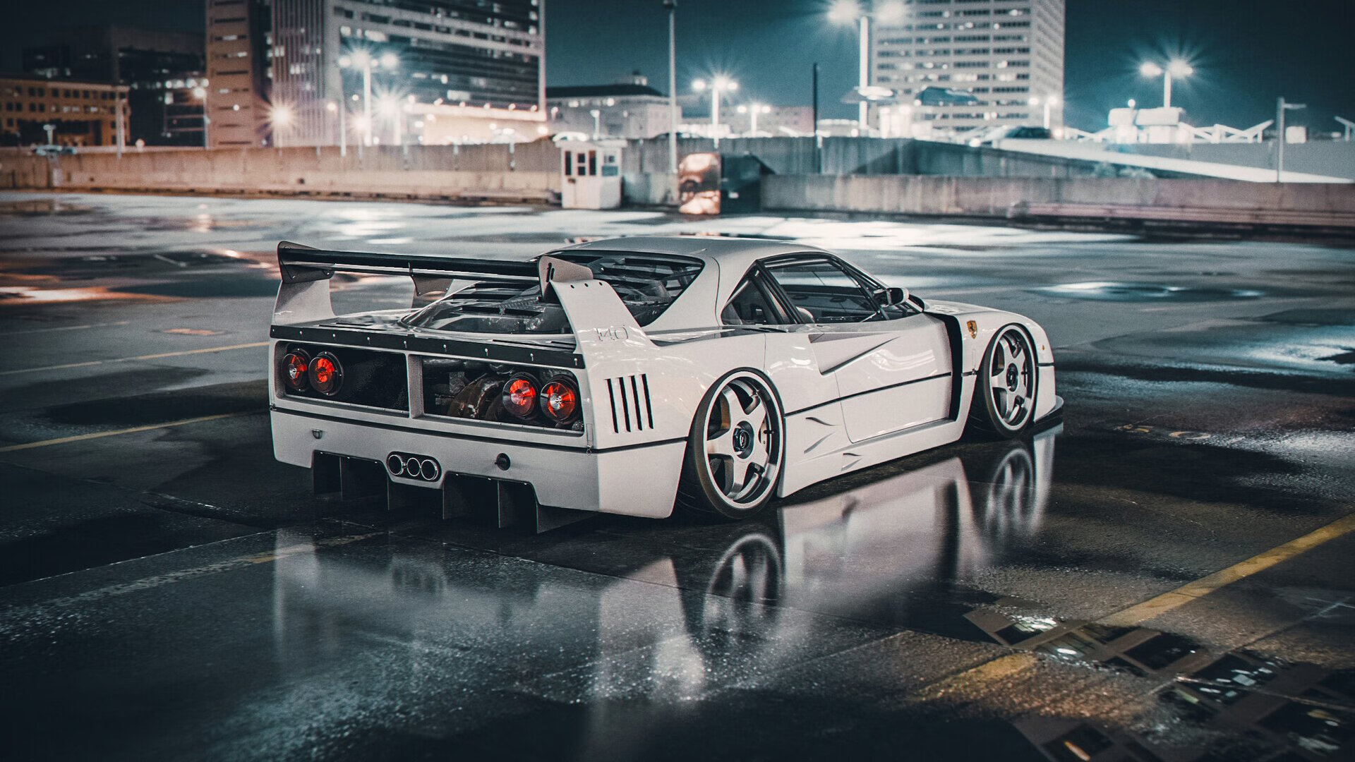 拜仁双后腰拦截覆盖能力极强，拜仁套后腰